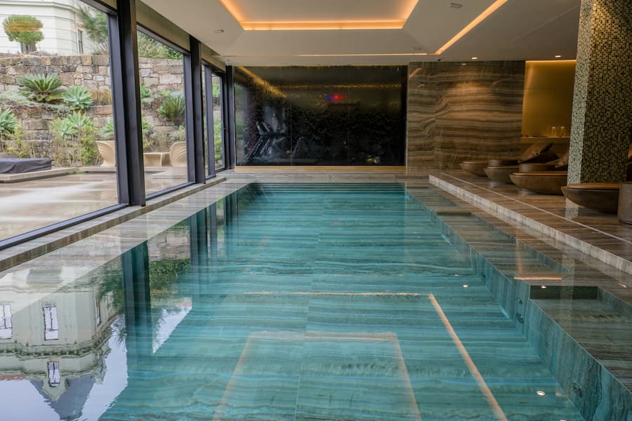 Private home swimming lesson at a residential pool in London